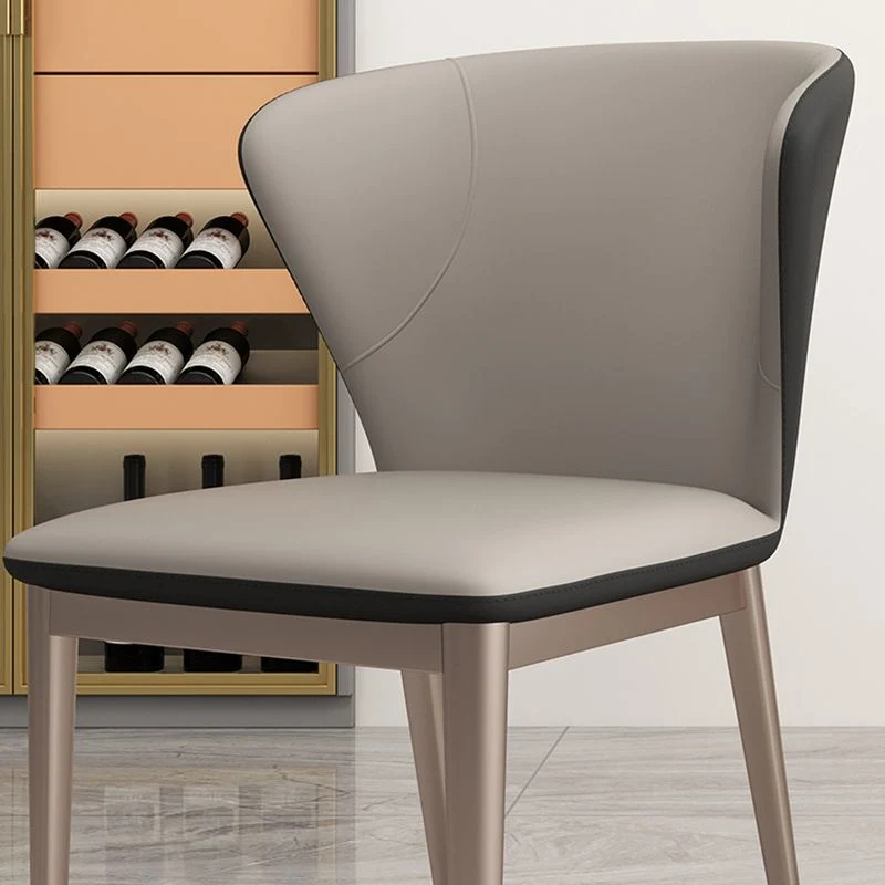 Sedia laterale moderna Sedia da sala da pranzo con schienale massiccio ecopelle per cucina Clearhalo