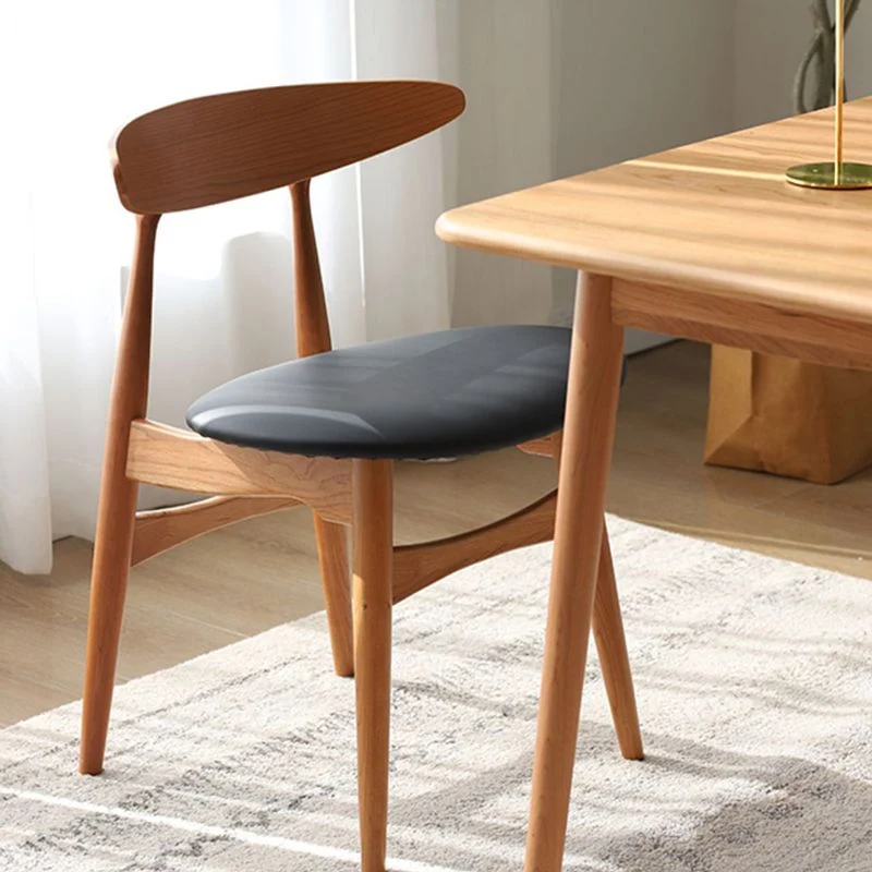 Sedia laterale da pranzo legno massello da cucina contemporanea con schienale aperto Clearhalo