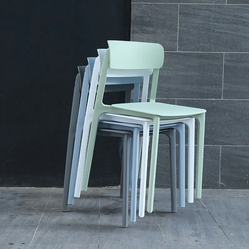 Sedia laterale da pranzo stile moderno impilabile plastica con schienale aperto Clearhalo