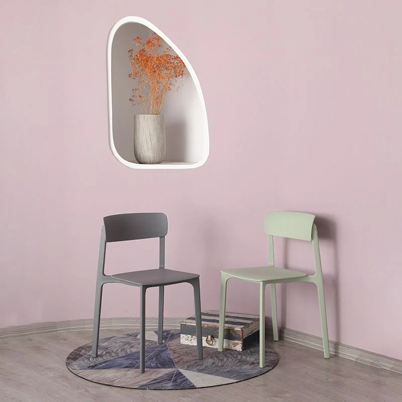 Sedia laterale da pranzo stile moderno impilabile plastica con schienale aperto Clearhalo