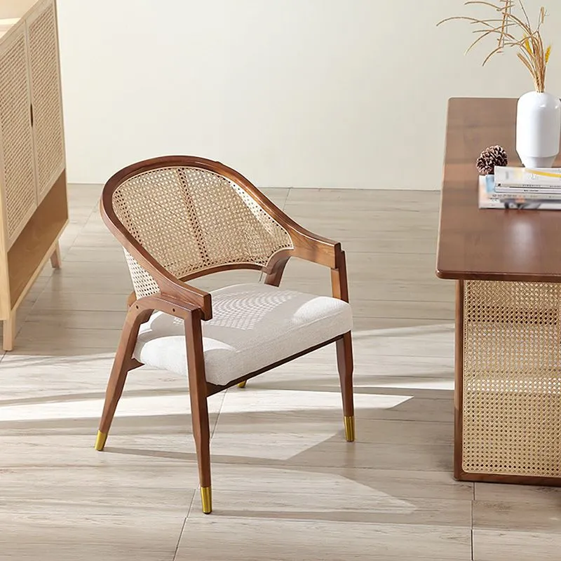 Sedia lino con struttura legno massello e braccioli inclusi. Sedia per soggiorno Clearhalo