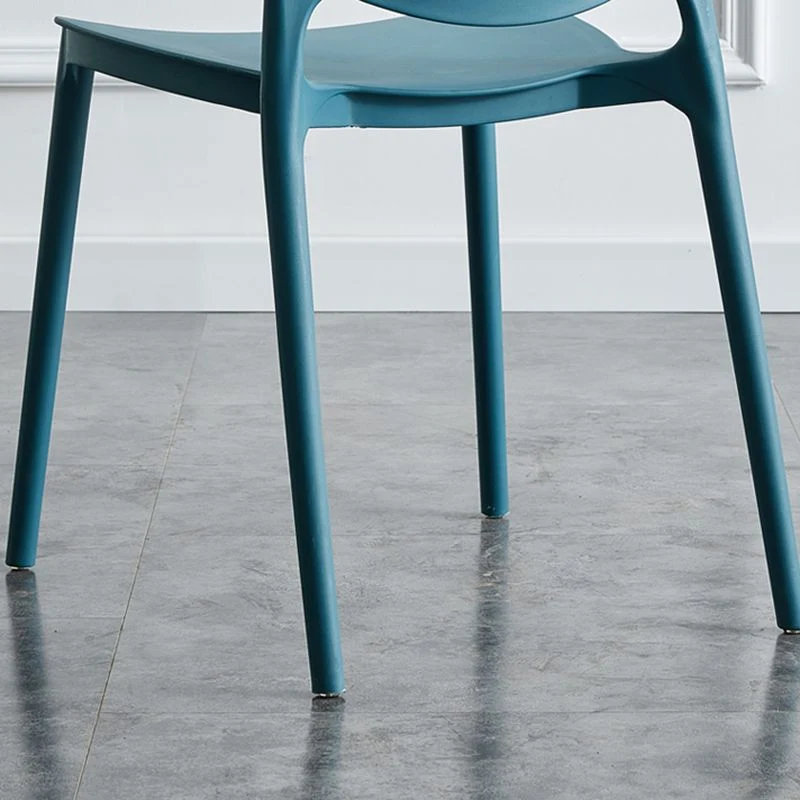 Sedia moderna impilabile da pranzo senza braccioli con schienale aperto per cucina con gambe plastica Clearhalo