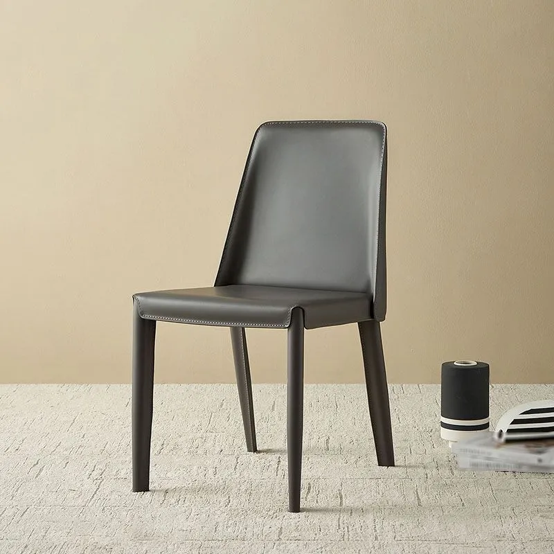 Sedia moderna pelle per sala da pranzo Sedia senza braccioli metallo per uso ristorante Clearhalo