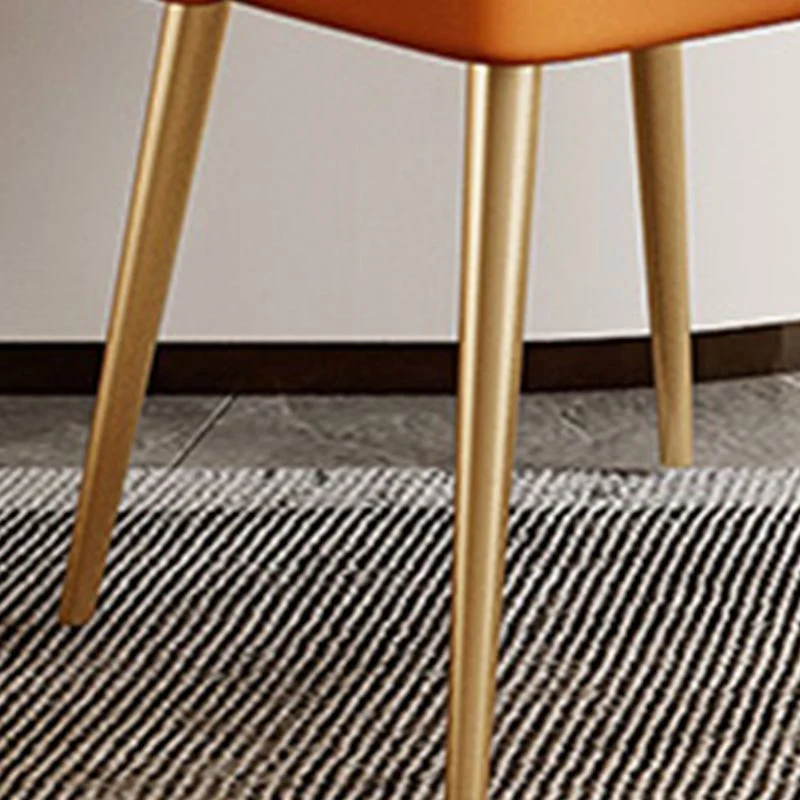 Sedia moderna pelle senza braccioli Sedia Parsons con schienale imbottito e base metallo Clearhalo