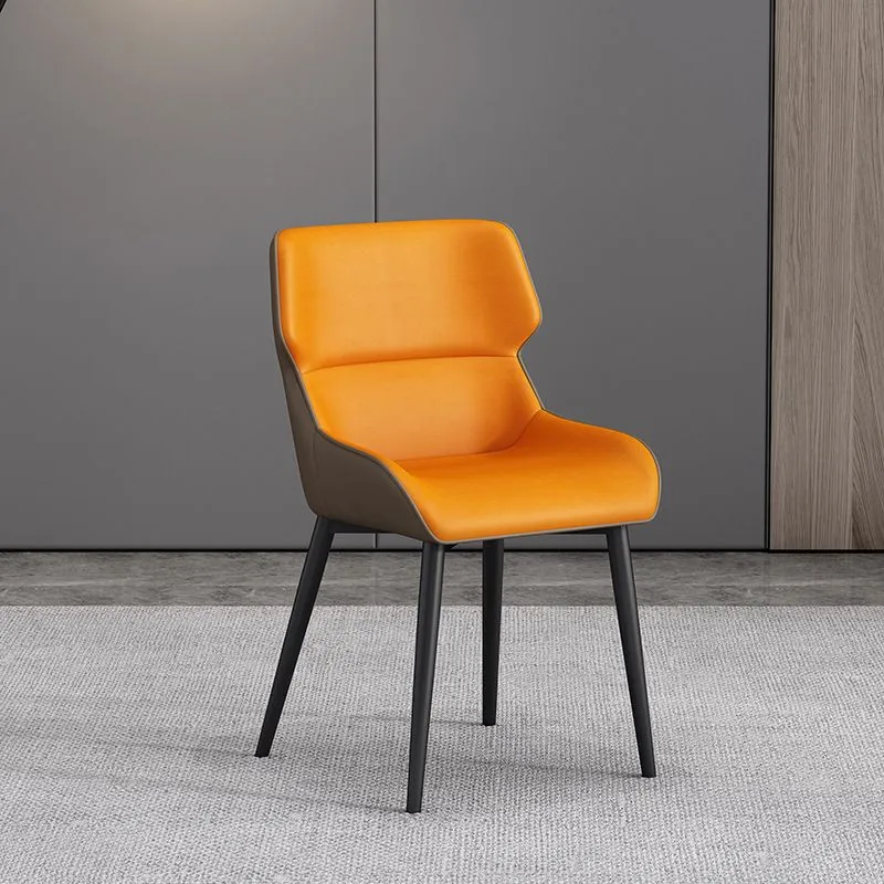 Sedia moderna per ospiti Parsons Sedia curva pelle con finitura opaca per brasserie Clearhalo