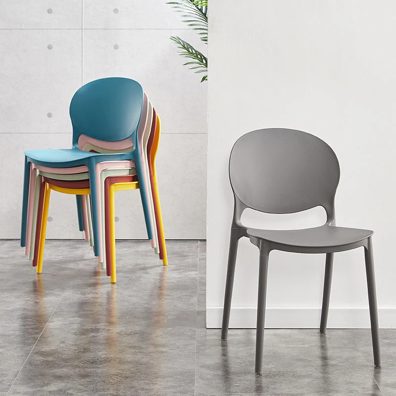 Sedia moderna plastica da cucina con schienale aperto, mobili laterali da pranzo finitura opaca Clearhalo