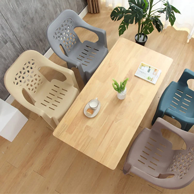 Sedia moderna da pranzo per cucina con gambe plastica Clearhalo