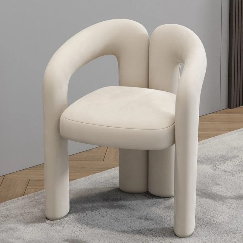 Sedia da pranzo aperta con finitura opaca Poltrona velluto per la casa stile designer Clearhalo