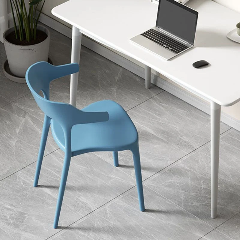 Sedia da pranzo aperta moderna con braccioli per la casa plastica con finitura opaca Clearhalo