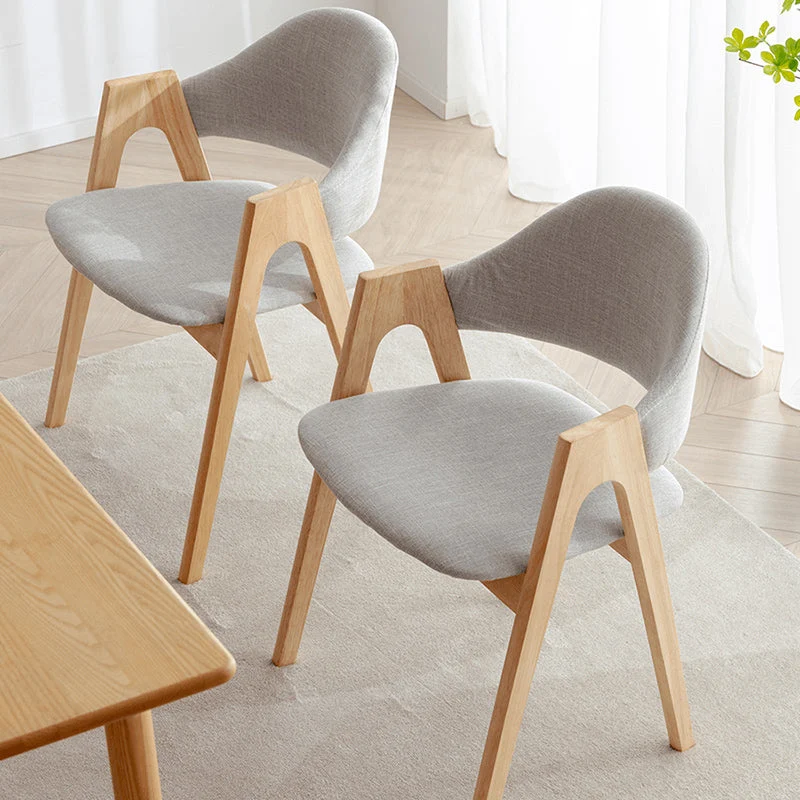 Sedia da pranzo aperta scandinava Milk Tea Shop con braccioli imbottiti con finitura opaca Clearhalo