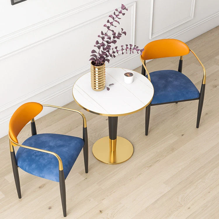 Sedia da pranzo con braccioli imbottiti per ristorante contemporaneo con schienale aperto Clearhalo