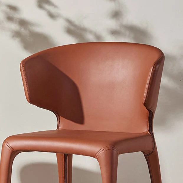 Sedia da pranzo con braccioli per la casa pelle di design, con finitura opaca, con retro alare Clearhalo