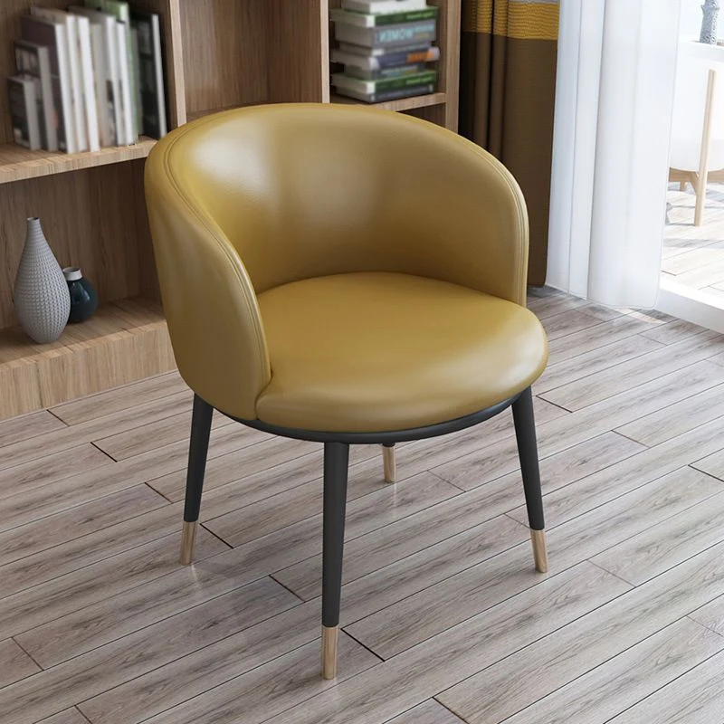 Sedia da pranzo contemporanea ecopelle con 4 gambe con schienale massiccio e finitura opaca Clearhalo