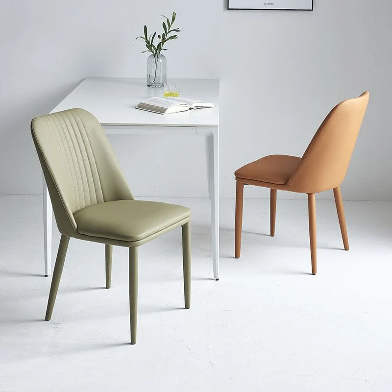 Sedia da pranzo contemporanea ecopelle Sedia laterale con schienale massiccio con finitura opaca Clearhalo