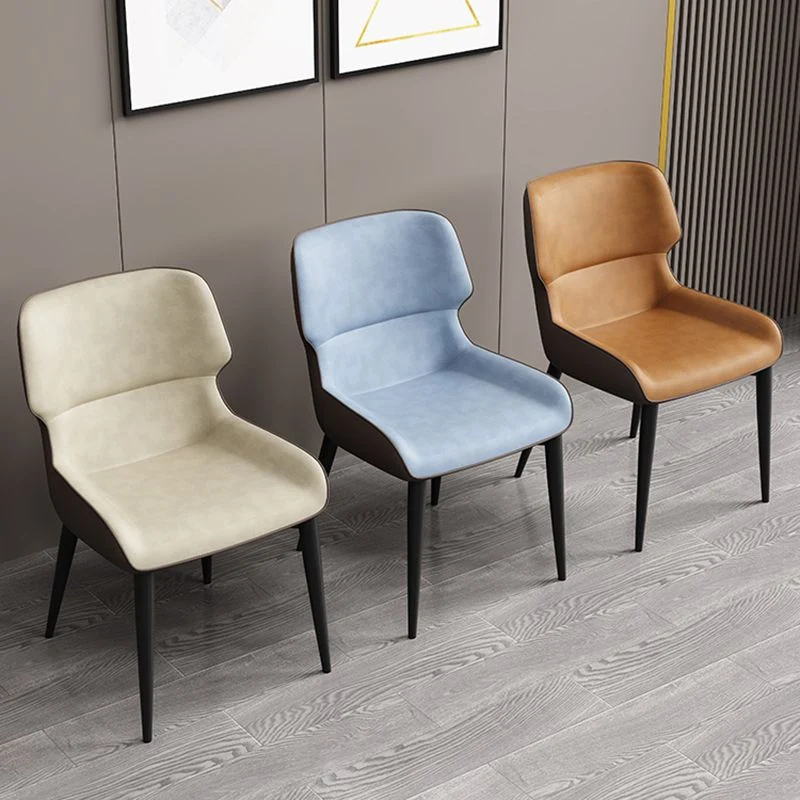 Sedia da pranzo contemporanea pelle con finitura opaca, sedia laterale Wingback per la casa Clearhalo