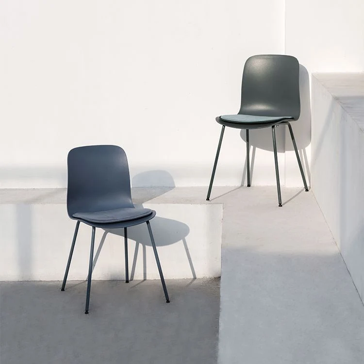 Sedia da pranzo contemporanea Sedie laterali senza braccioli con gambe metallo per cucina Clearhalo