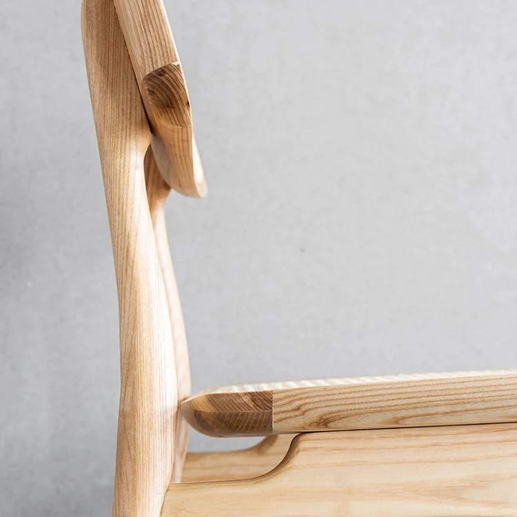 Sedia da pranzo contemporanea senza braccioli legno massello con schienale aperto per la casa Clearhalo