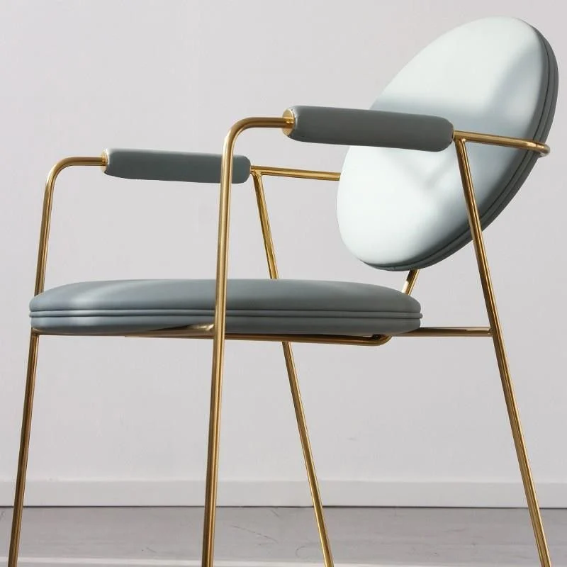 Sedia da pranzo Glam Arm Chair pelle con schienale aperto per sala da pranzo Clearhalo