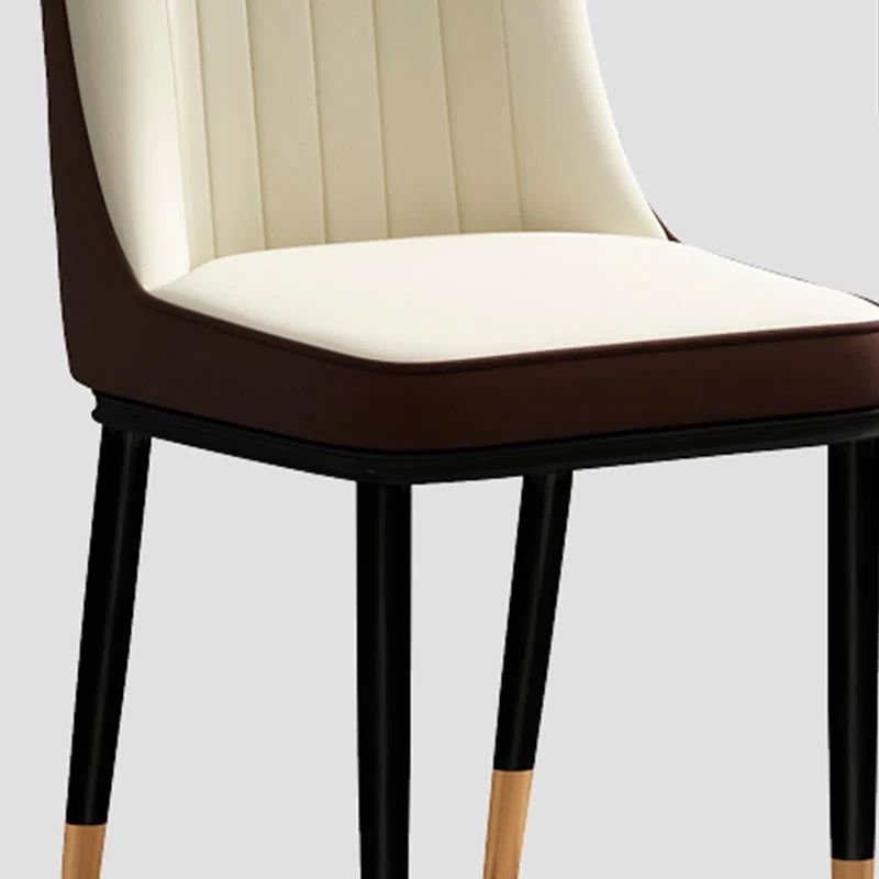 Sedia da pranzo Glam ecopelle Parsons Chair con 4 gambe finitura opaca per la casa Clearhalo