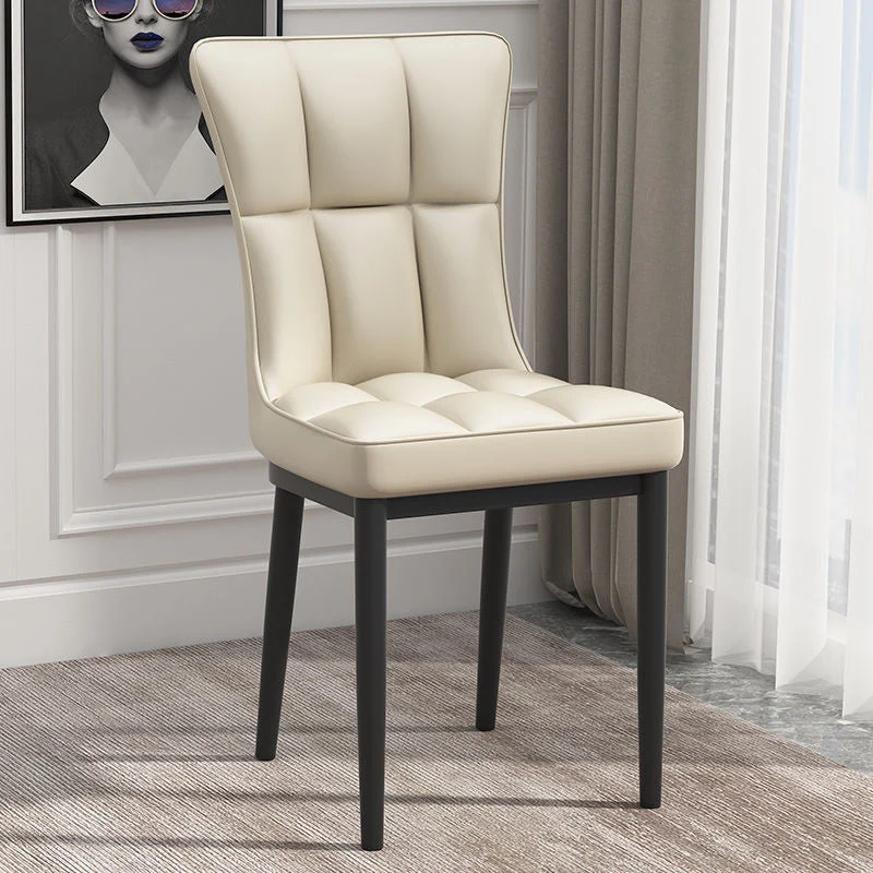Sedia da pranzo Glam pelle Parsons Chair con gambe acciaio con finitura opaca per la casa Clearhalo