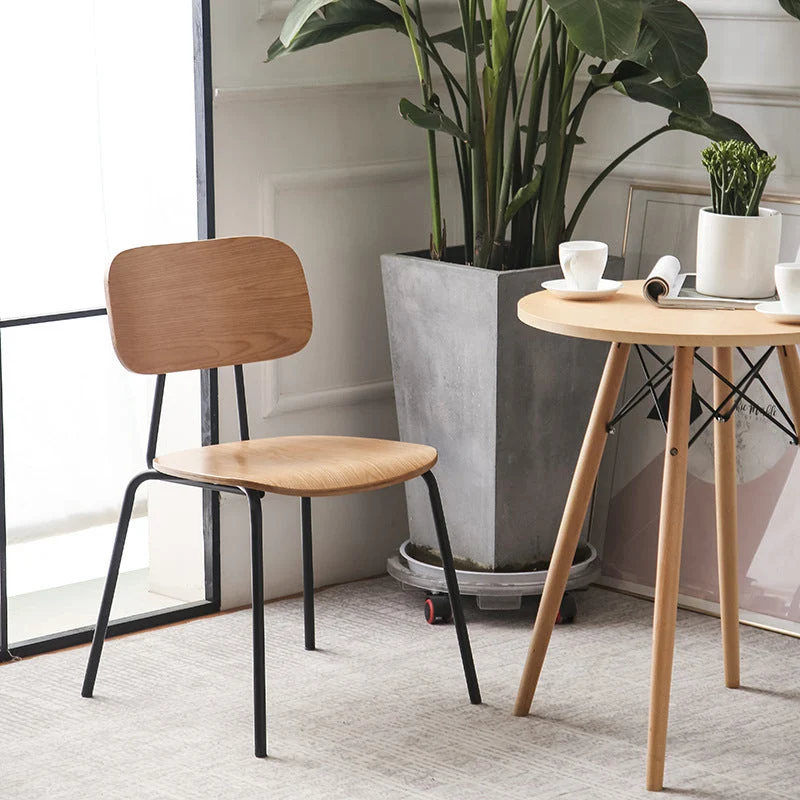 Sedia da pranzo impilabile con sedia laterale industriale metallo con schienale aperto e gambe nere Clearhalo