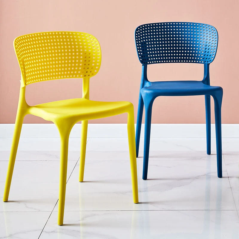 Sedia da pranzo impilabile plastica per la casa. Sedia da pranzo contemporanea con schienale aperto Clearhalo