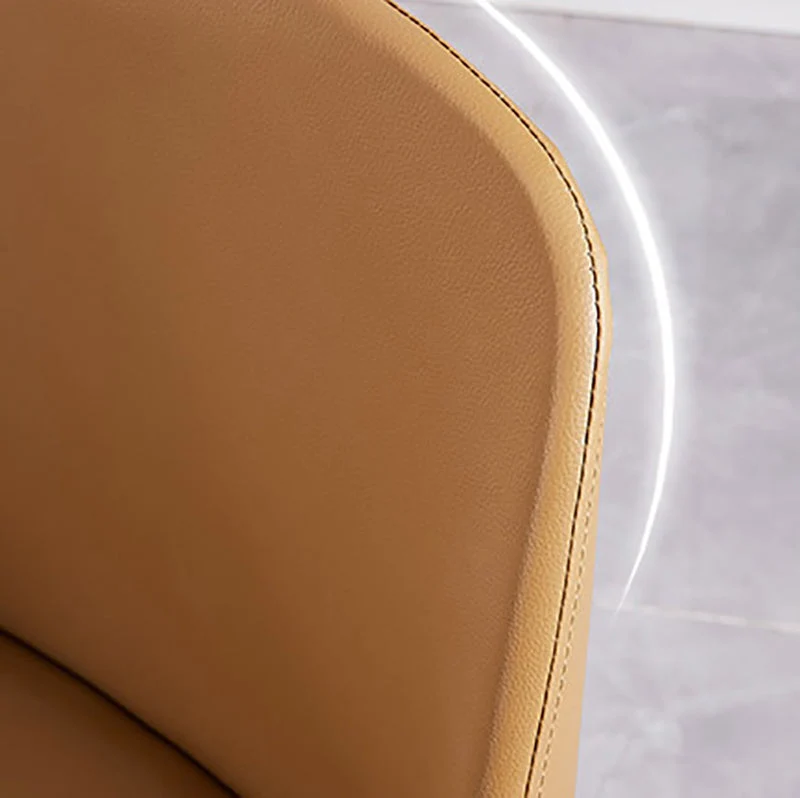Sedia da pranzo industriale pelle per ristorante Parsons, con gambe noce Clearhalo