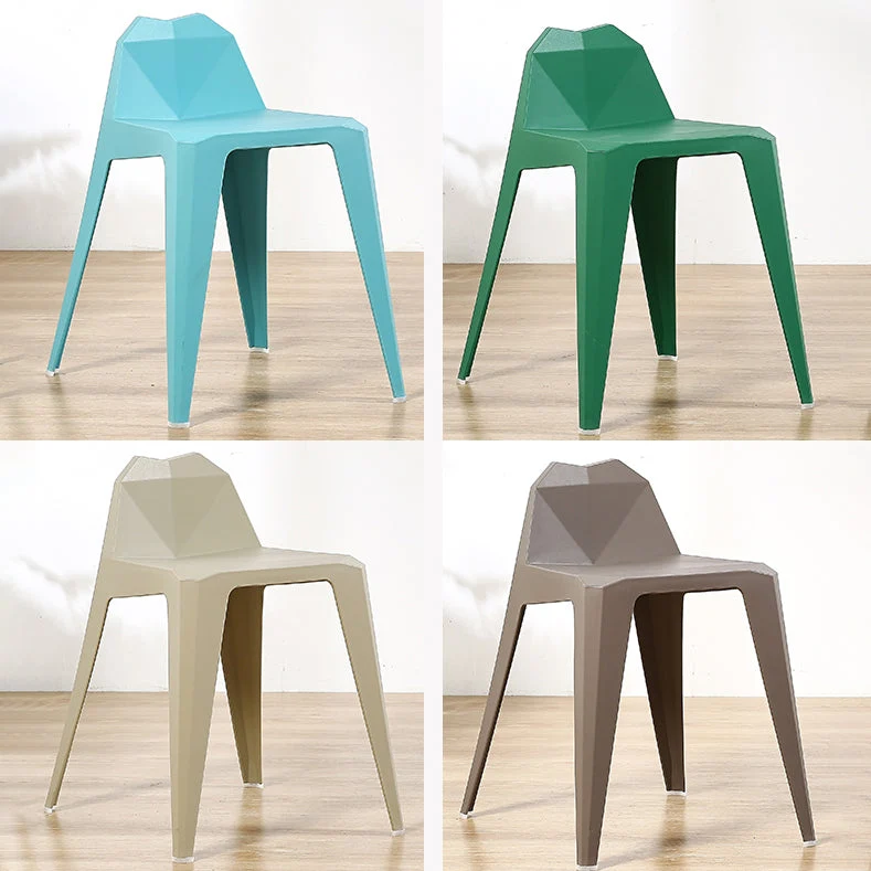 Sedia da pranzo laterale moderna plastica con schienale solido per cucina Clearhalo