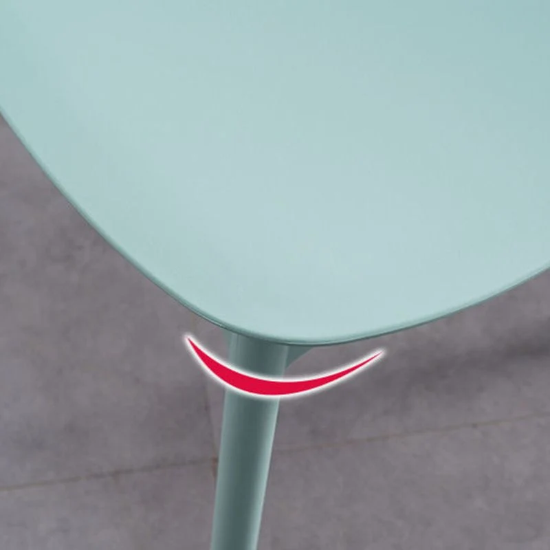 Sedia da pranzo laterale plastica senza braccioli con schienale aperto per uso domestico Clearhalo