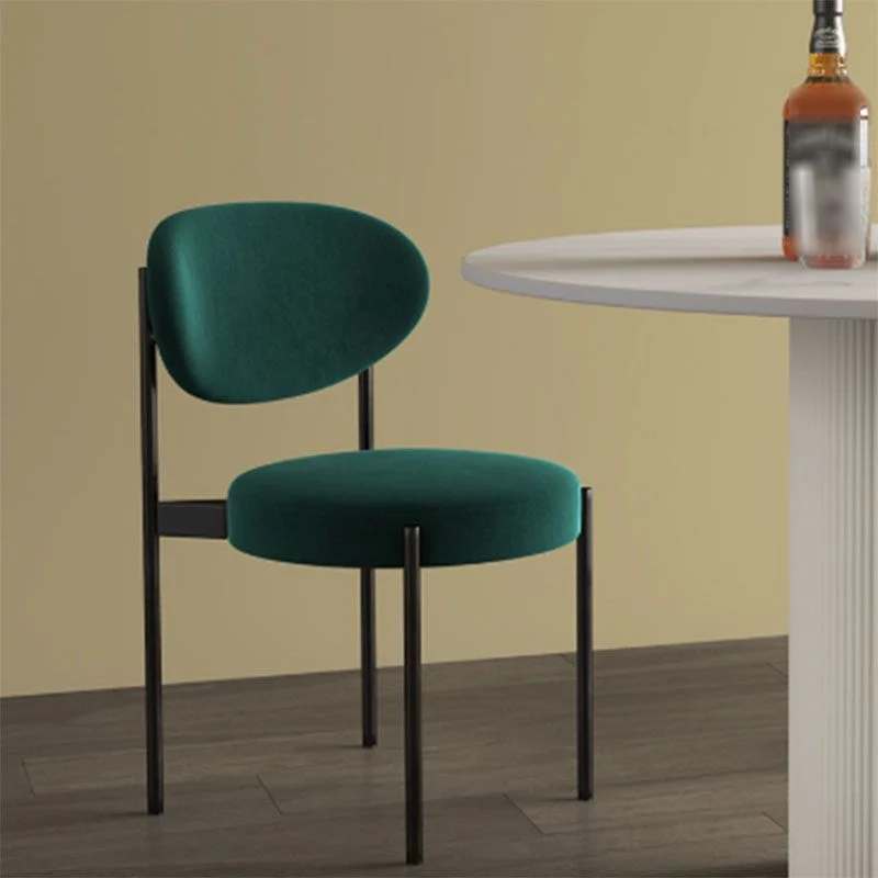 Sedia da pranzo laterale stile moderno metallo con schienale aperto e imbottitura Clearhalo