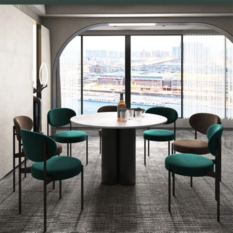 Sedia da pranzo laterale stile moderno metallo con schienale aperto e imbottitura Clearhalo