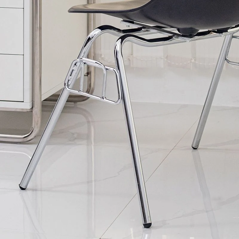 Sedia da pranzo moderna metallo senza braccioli Sedia laterale da pranzo plastica per uso ristorante Clearhalo