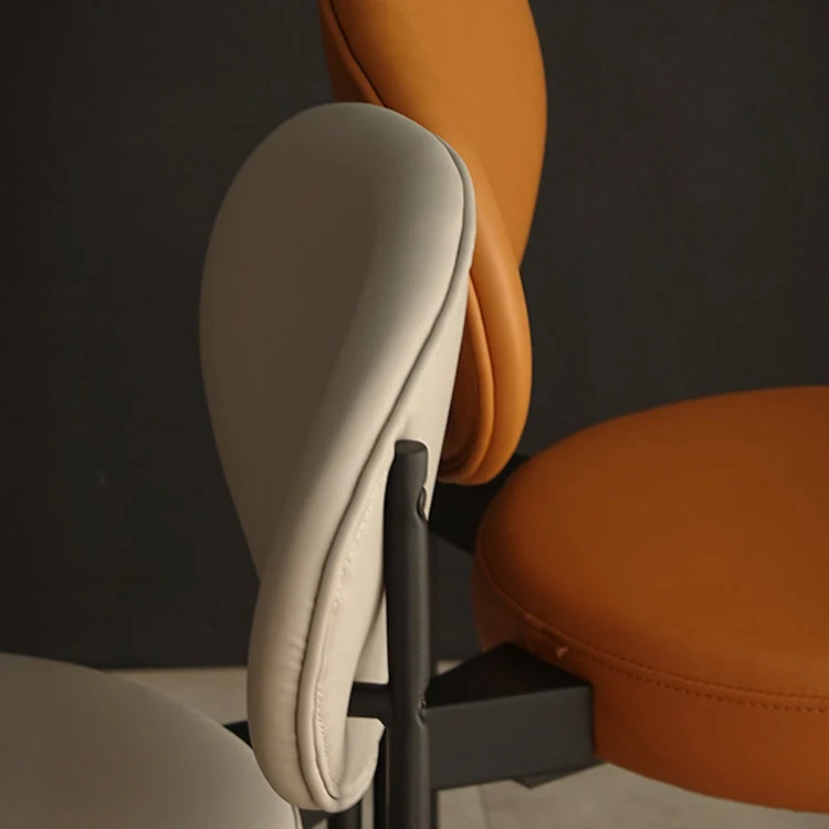Sedia da pranzo moderna pelle PU con schienale aperto per ristorante moderno e gambe nere Clearhalo