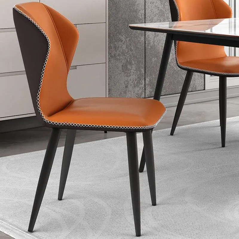 Sedia da pranzo moderna per camera da letto con sedia laterale con schienale pelle e finitura opaca Clearhalo