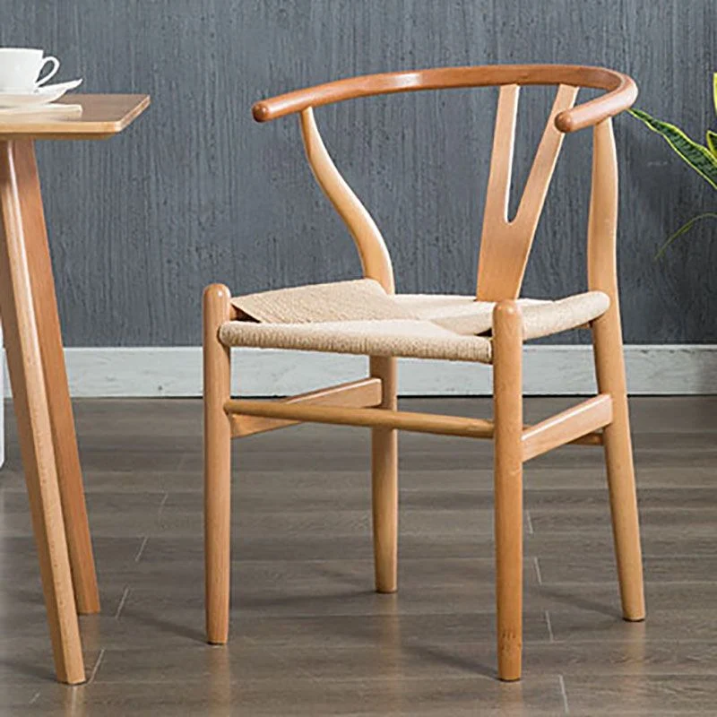 Sedia da pranzo naturale moderna con braccioli imbottiti Wishbone per la casa Clearhalo
