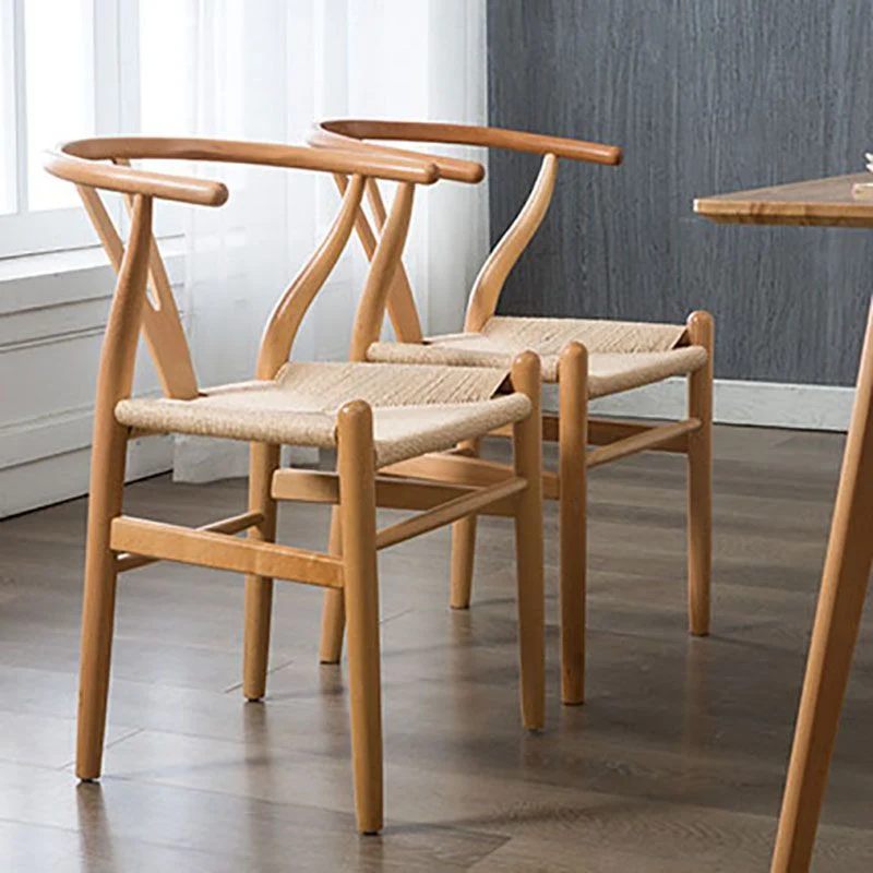 Sedia da pranzo naturale moderna con braccioli imbottiti Wishbone per la casa Clearhalo