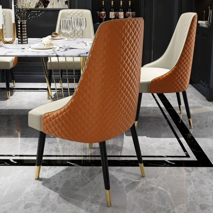 Sedia da pranzo pelle PU Sedia laterale imbottita glamour con gambe legno Clearhalo