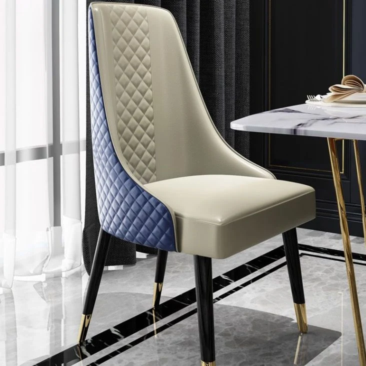 Sedia da pranzo pelle PU Sedia laterale imbottita glamour con gambe legno Clearhalo