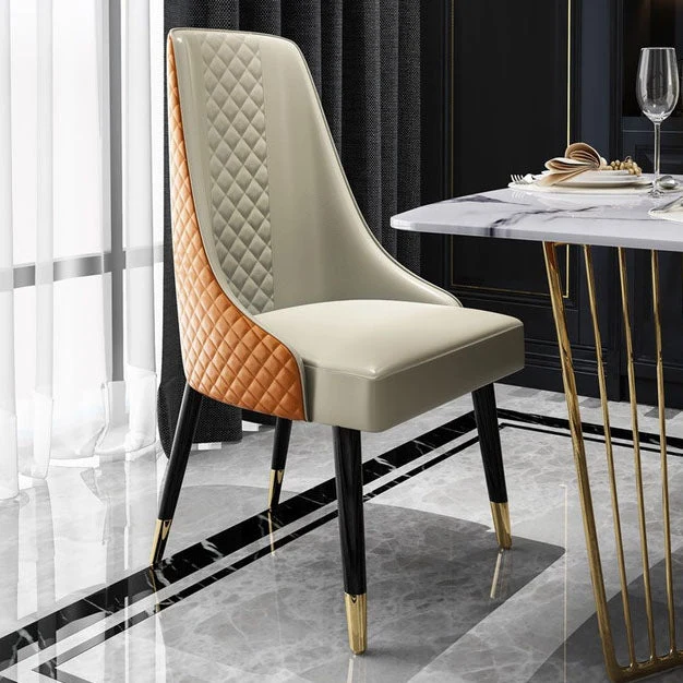 Sedia da pranzo pelle PU Sedia laterale imbottita glamour con gambe legno Clearhalo