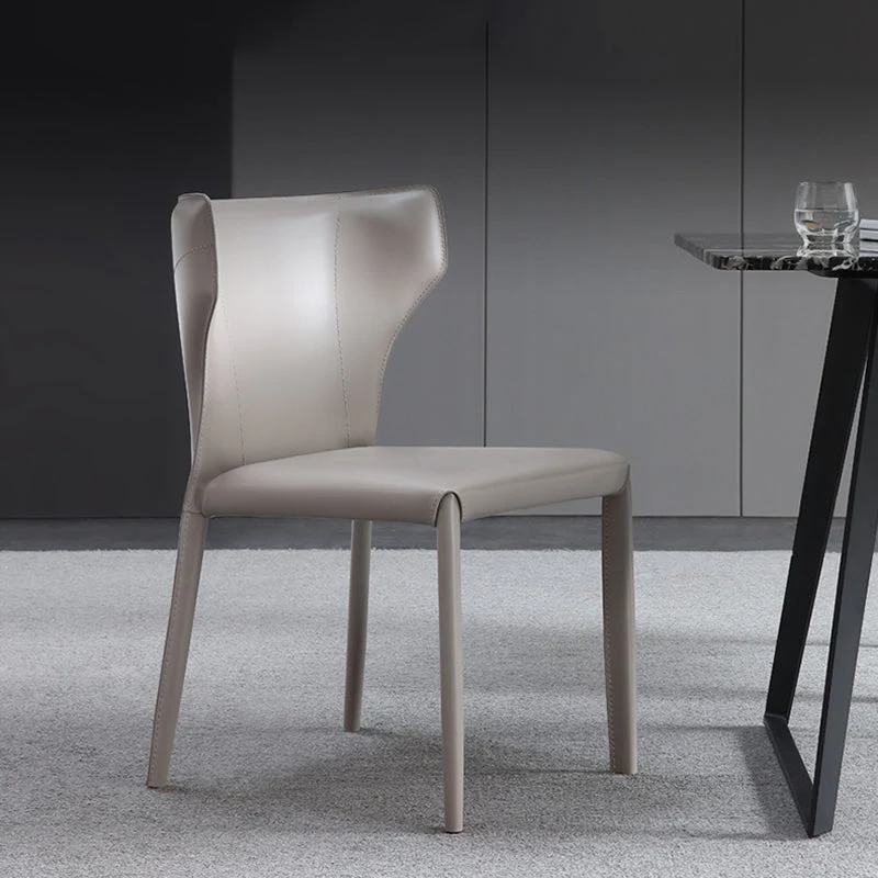 Sedia da pranzo pelle di sella con sedia laterale Wingback da ristorante stile designer Clearhalo