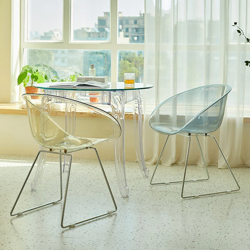 Sedia da pranzo plastica con braccioli stile moderno e base metallo per sala da pranzo Clearhalo