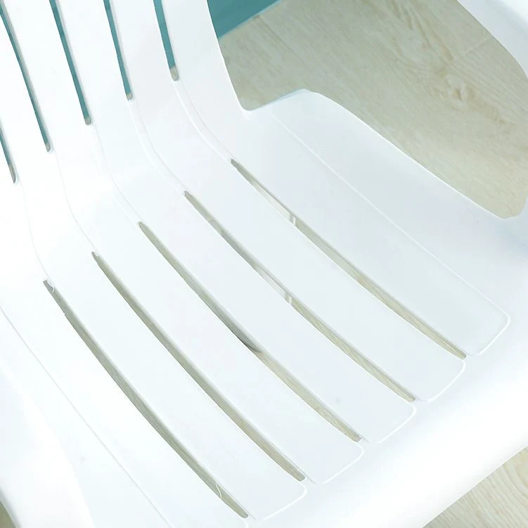 Sedia da pranzo plastica stile moderno Sedia laterale impilabile con bracciolo da pranzo per cucina Clearhalo