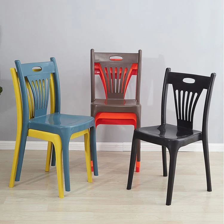 Sedia da pranzo plastica stile moderno, sedia laterale impilabile senza braccioli per cucina (set di 4) Clearhalo