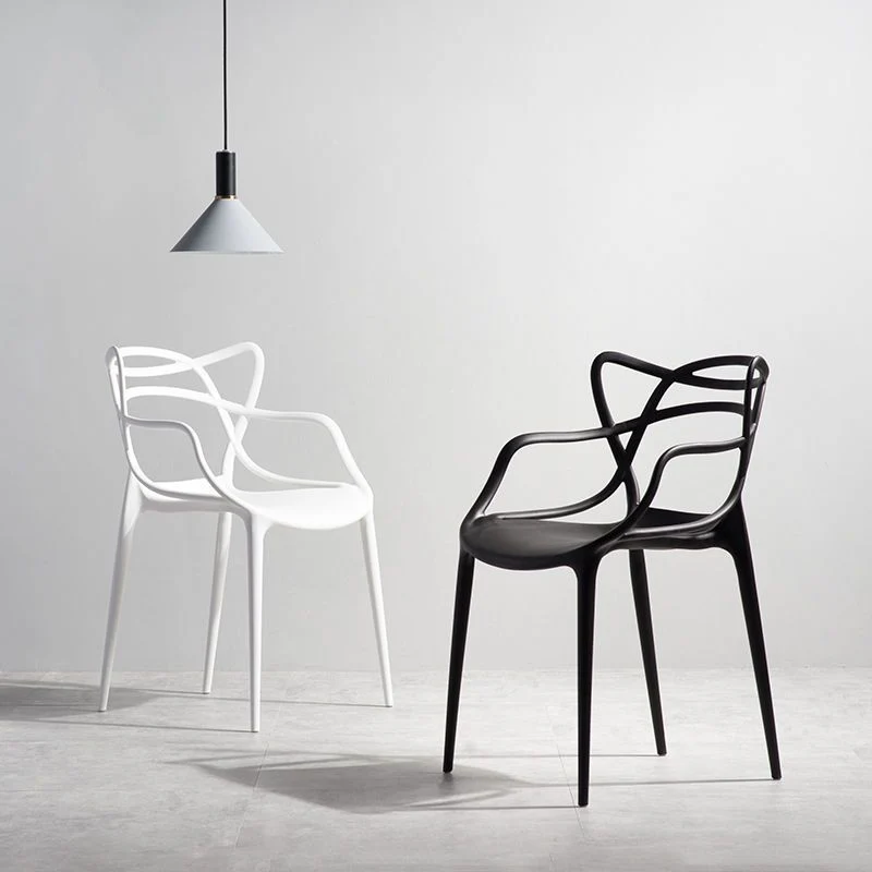 Sedia da pranzo scandinava con braccioli plastica per ristorante, finitura opaca, schienale incrociato Clearhalo