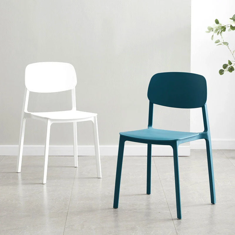 Sedia da pranzo scandinava con schienale aperto e finitura opaca per sala conferenze Clearhalo