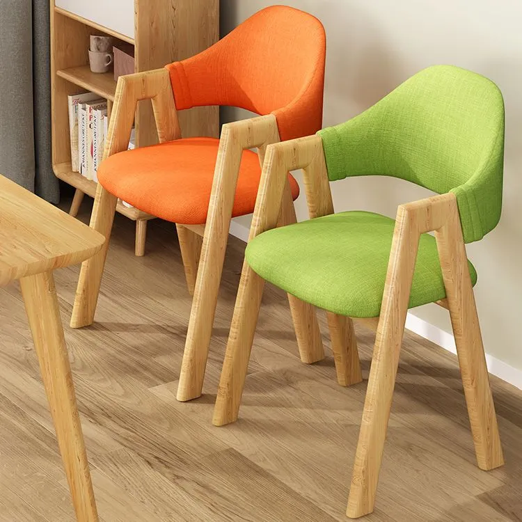 Sedia da pranzo scandinava imbottita per la casa con schienale aperto e finitura opaca (set di 4) Clearhalo