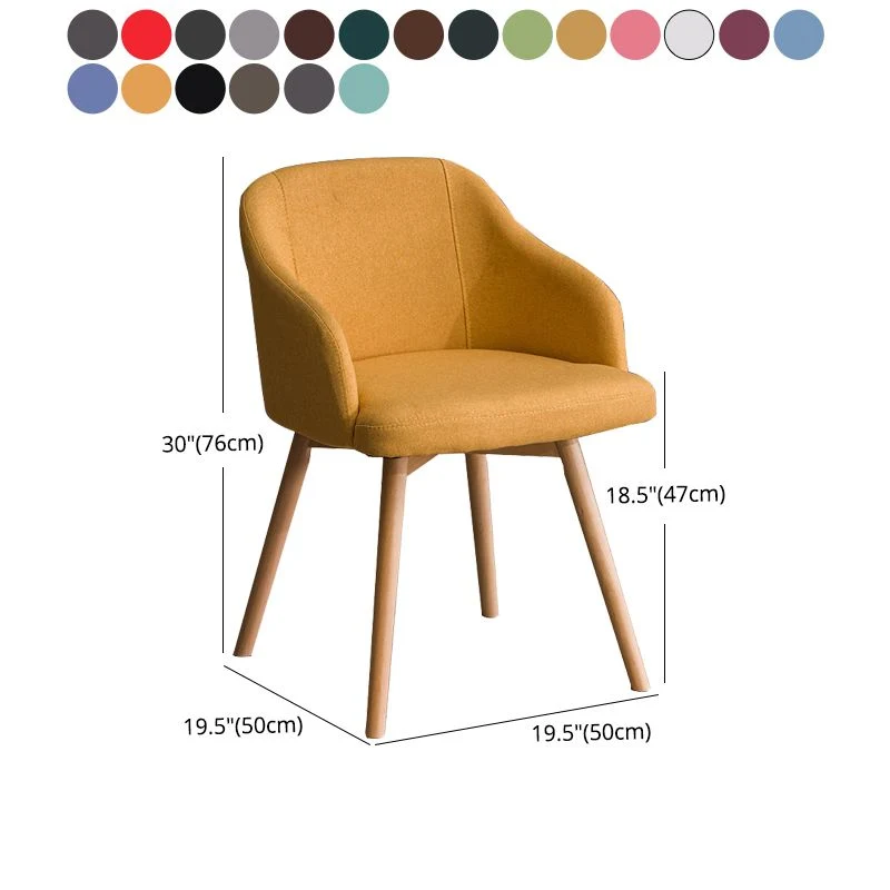 Sedia da pranzo scandinava imbottita per la casa con schienale massiccio e finitura opaca Clearhalo