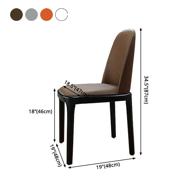 Sedia da pranzo scandinava Parsons con finitura opaca pelle e legno di gomma (set di 2) Clearhalo