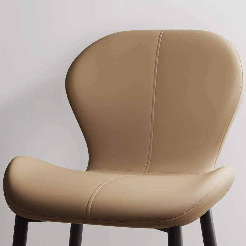 Sedia da pranzo scandinava Parsons per sala studio con finitura opaca pelle PU Clearhalo