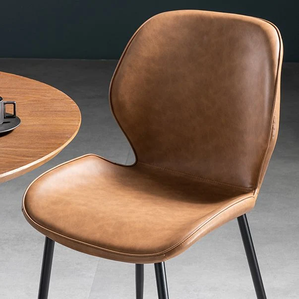 Sedia da pranzo scandinava pelle con schienale alto e finitura opaca (set di 2) Clearhalo
